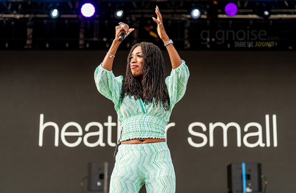 Heather Small 