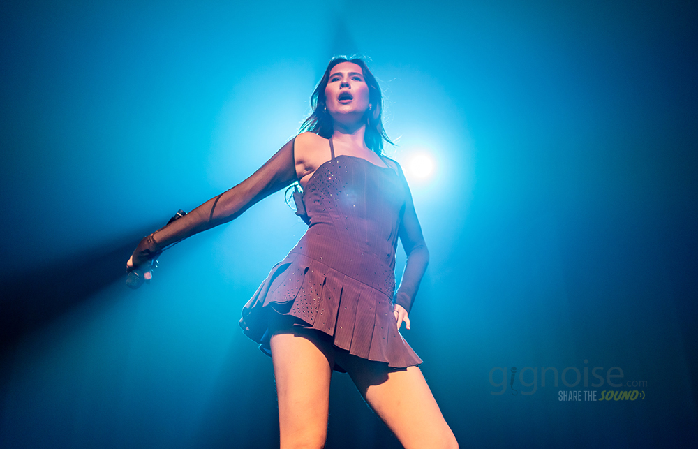 Mimi Web Confessions Tour