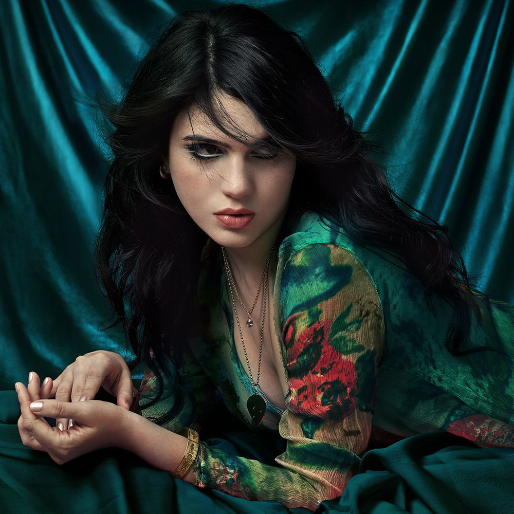 Julia Cumming Debut Album