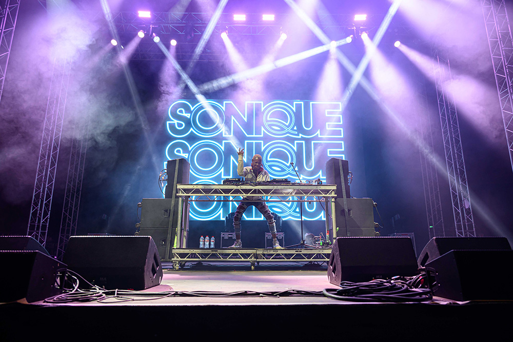 Momentum Festival Sonique