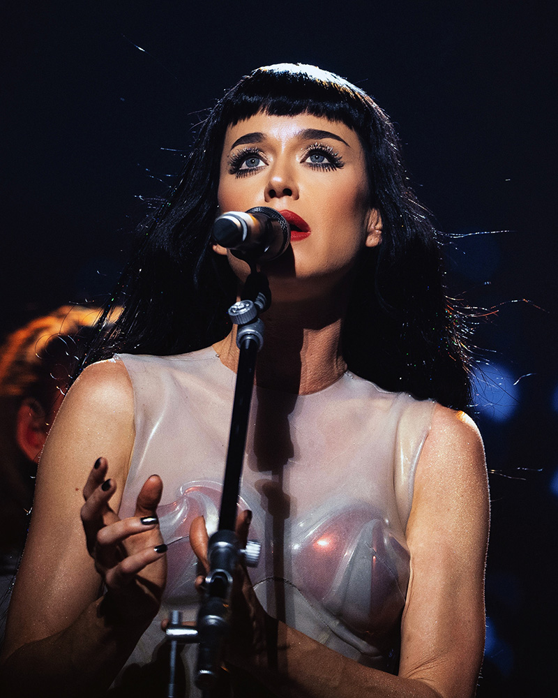 Katy Perry Live from Paris