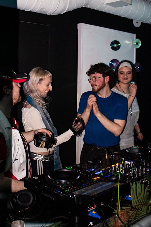 BODYS (RESIDENT DJS)