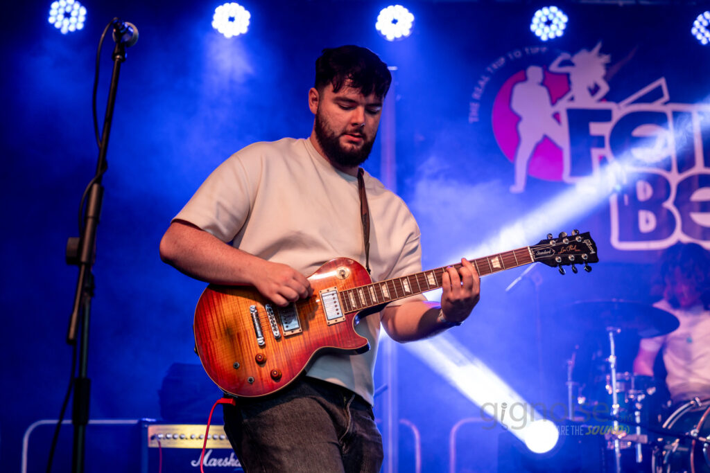 Delush Live Review