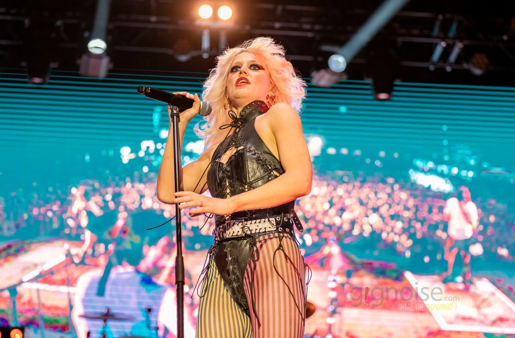 Amyl and the Sniffers Live Review