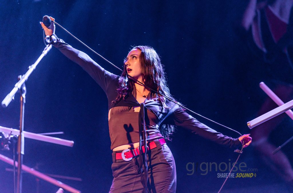 Sur Back Melanie C 