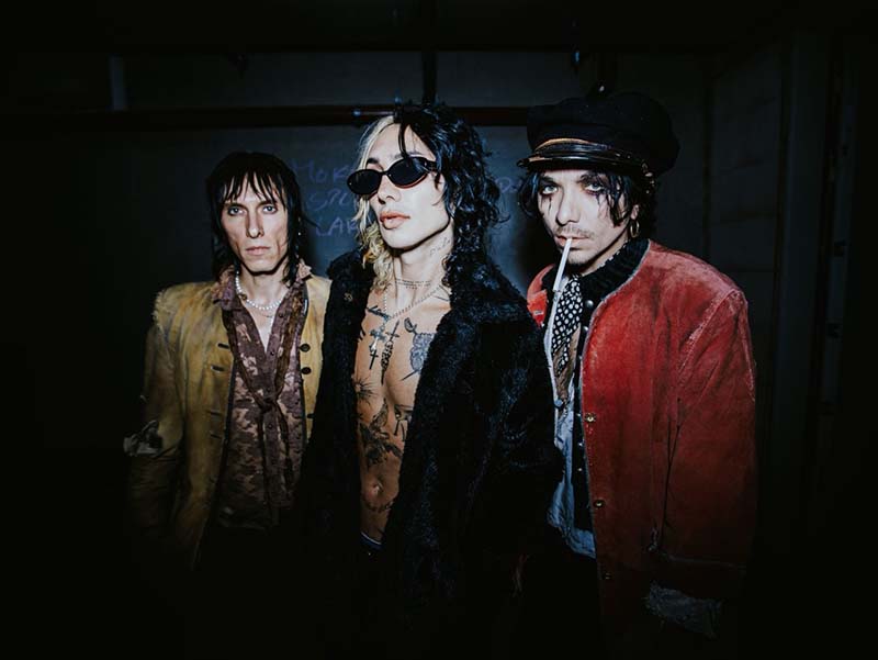 PALAYE ROYALE  THE 3OLYMPIA THEATRE, DUBLIN