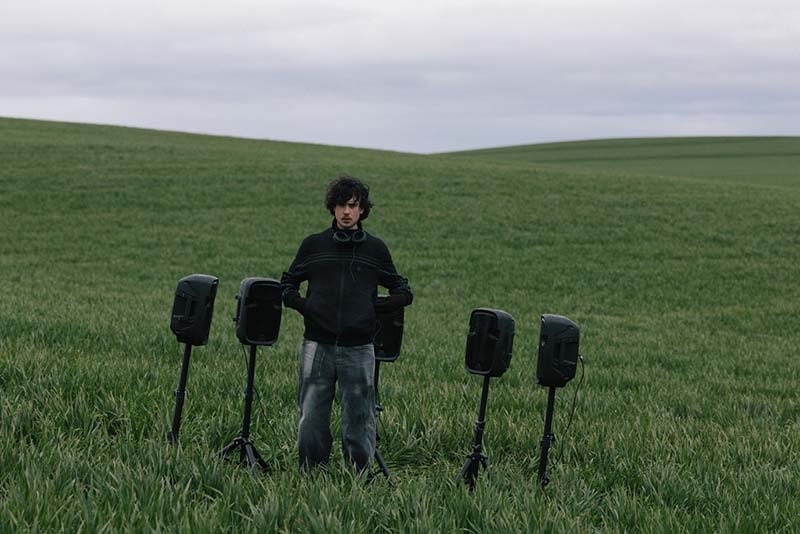 Quadeca announces his return to Dublin