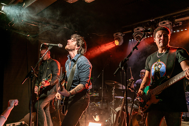Nicotine Dolls Live Review